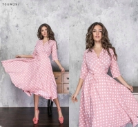 Платье Size Plus на запах в горошек розовое Um29