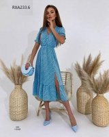 Платье софт в горошек голубое O114