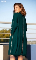 Платье SIZE PLUS с вставкой зелёное M105/758