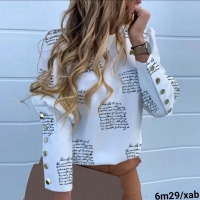 Блузка с пуговками на рукавах белая с принтом надписи M29 0224