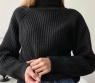 Вязаный свитер с горлом ZI