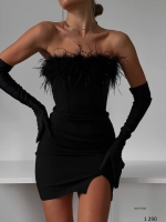 Платье с перьями черное BEK