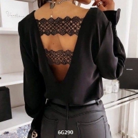 Блузка с кружевом на спине черная BEK